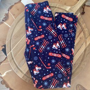 Navy Leggings Winter Motif Hockey/Skates/Skies OS Fits Most